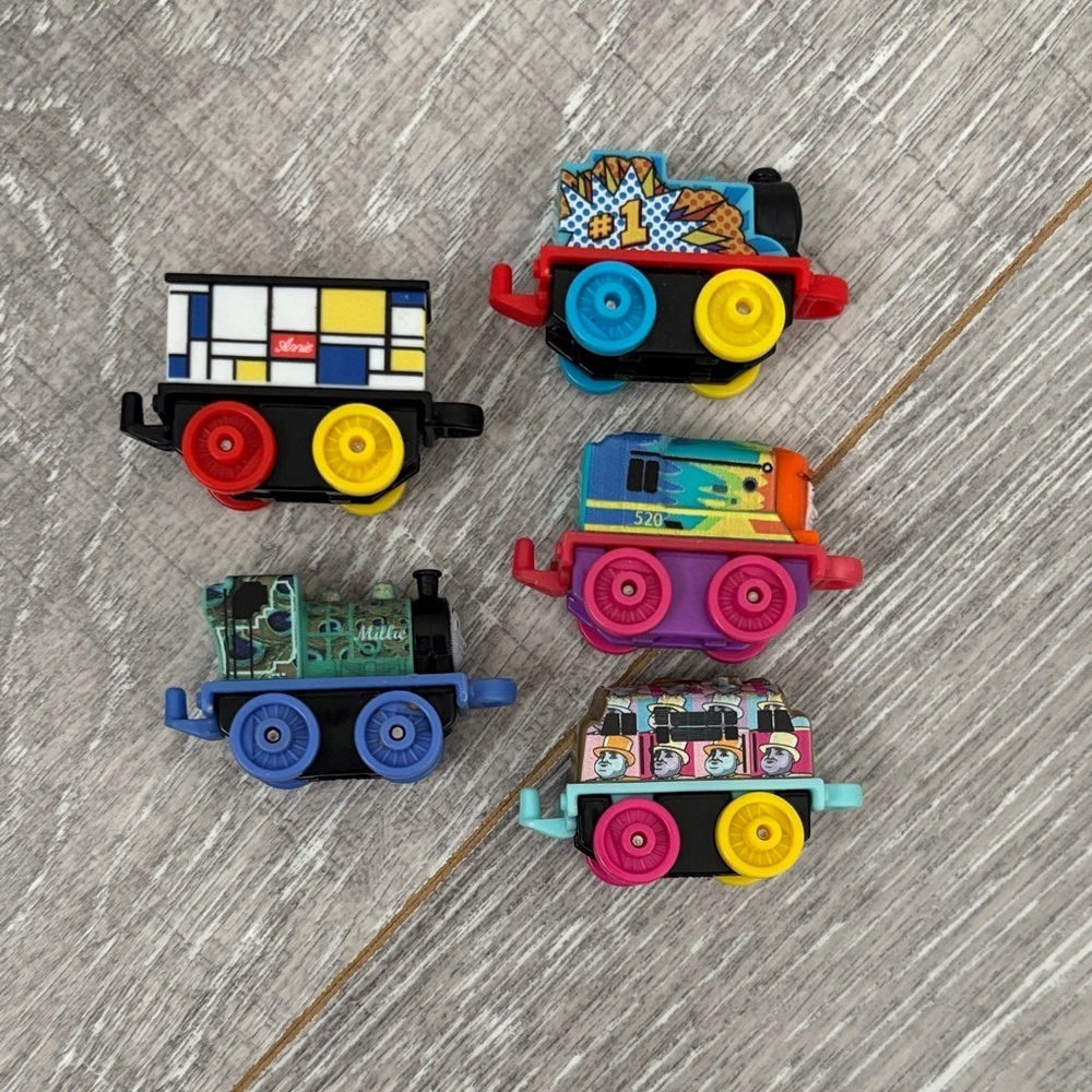 Lot of Thomas Minis